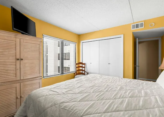 Lucky 711 Island Winds East 3bd, 2ba Apartment *