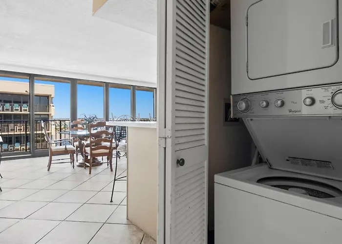 Lucky 711 Island Winds East 3bd, 2ba *